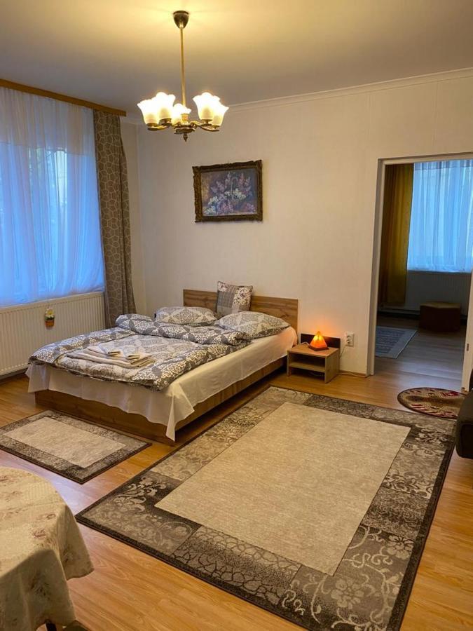 Clasicel Pas Braşov Buitenkant foto